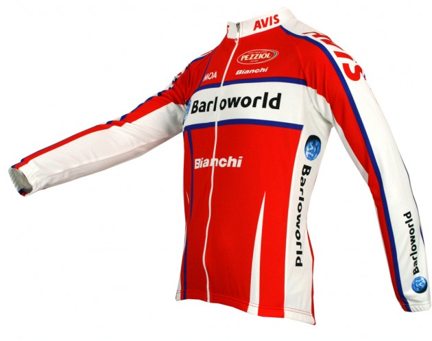 Dres s dlhým rukávom